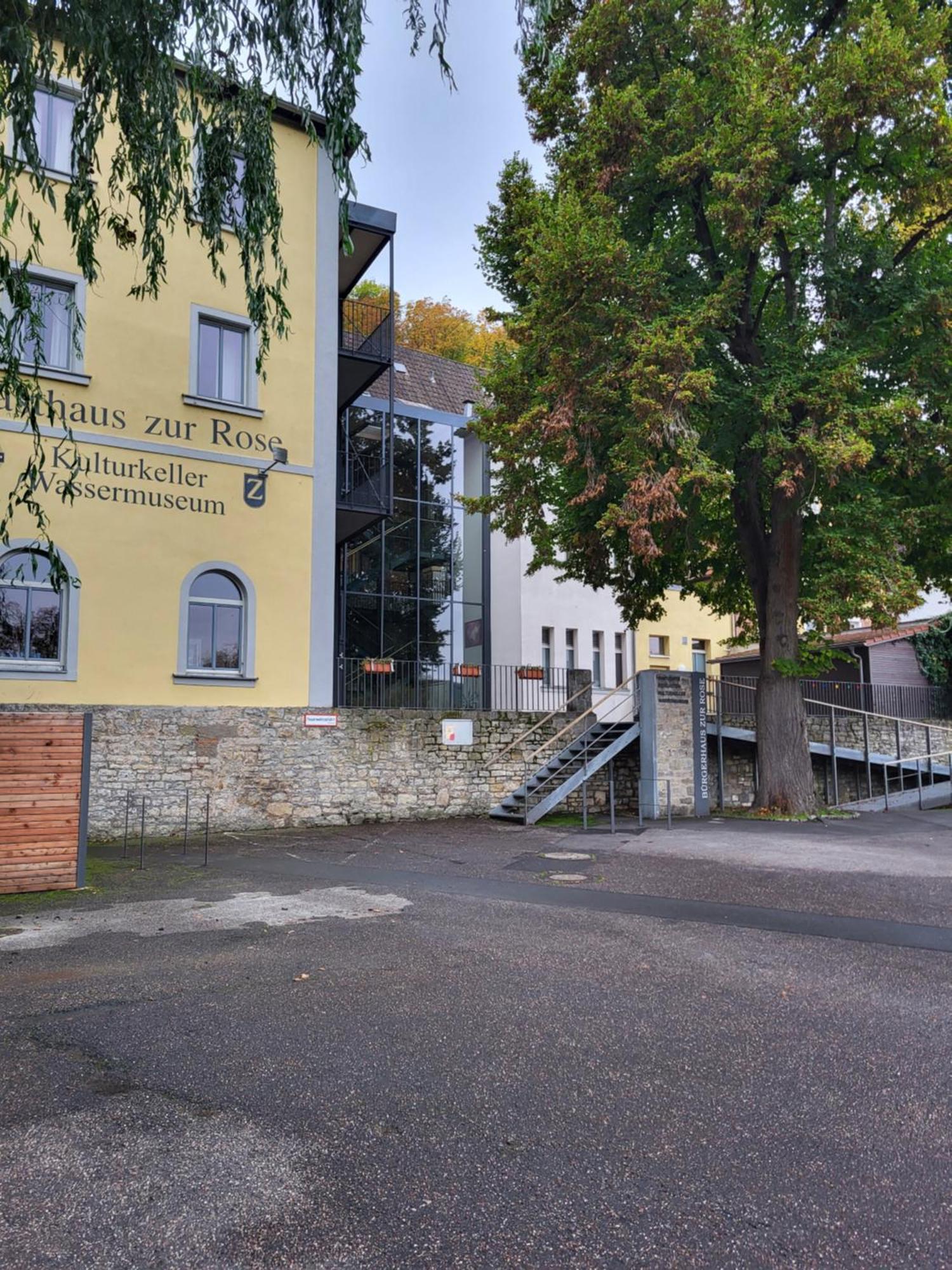 Gasthaus Zur Rose, Peruanisches Restaurant Und Franzoesisches Cafe Zell am Main Kültér fotó